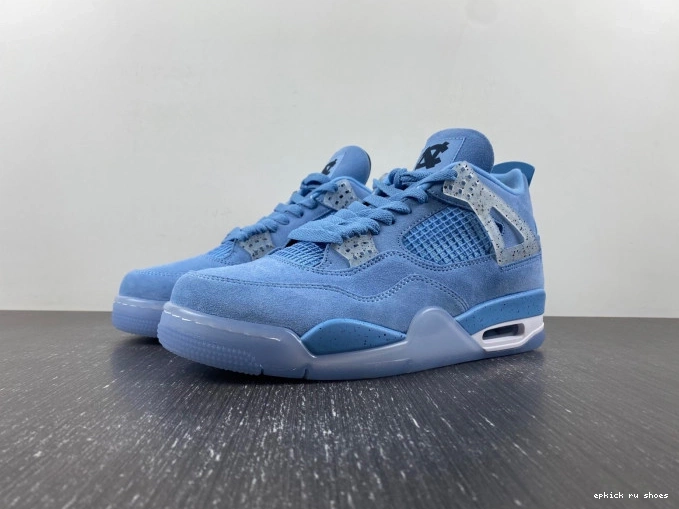 Rep 4 UNC Jordan HO12MNJDLS247 Retro (PE) 0713